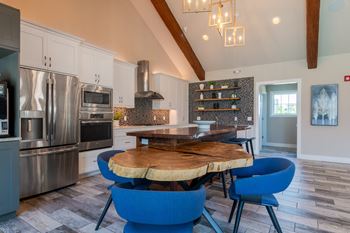 Clubhouse lounge & kitchen